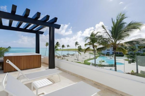 Punta Palmera Beach Front and pool views Cap Cana
